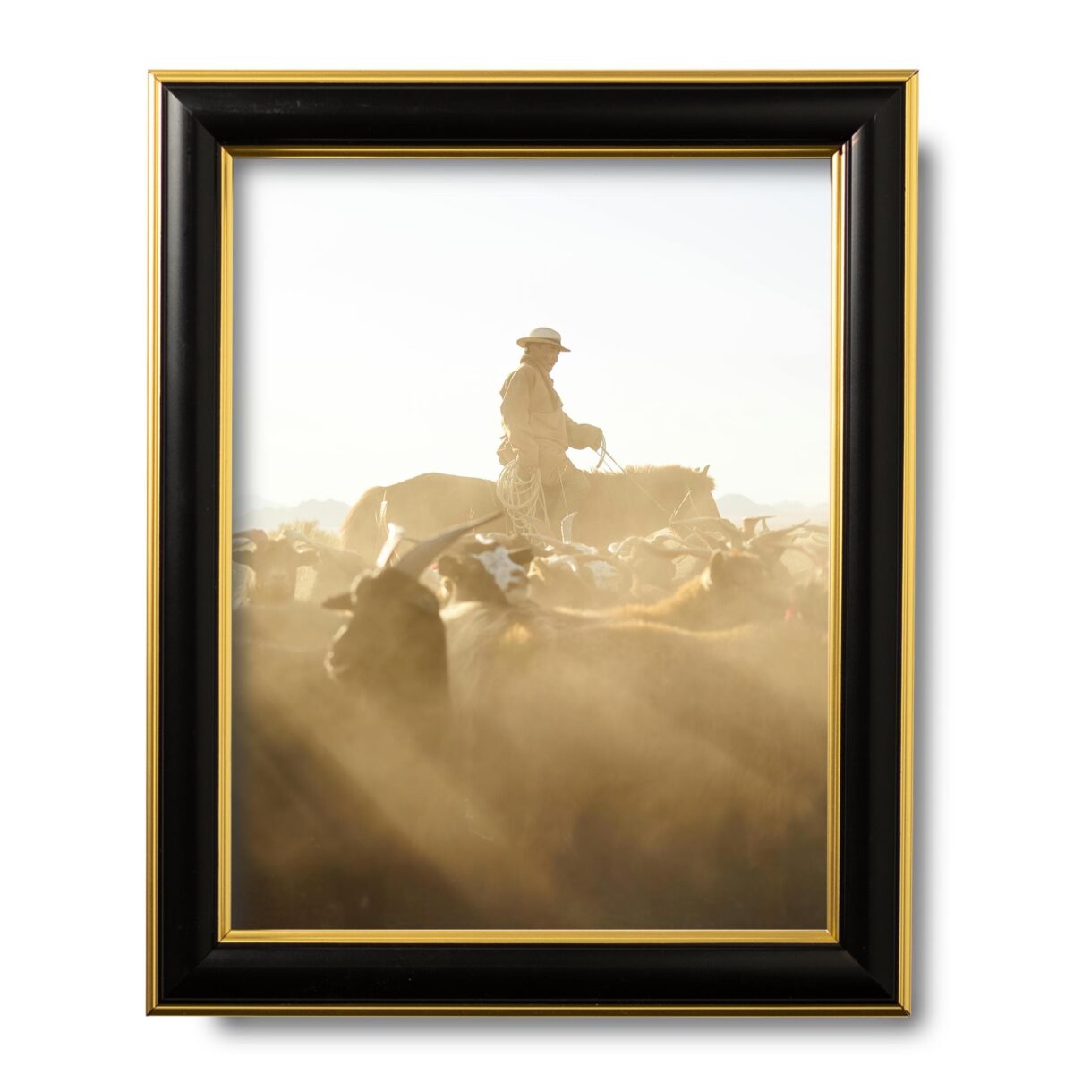 il_fullxfull.6308751415_hnj6.jpg Gold Lip Picture Frame 1.1 Inch, Black Frame with Gold Trim, Elegant Black and Gold Art Frame, Decorative Wall Photo Display - Image 1